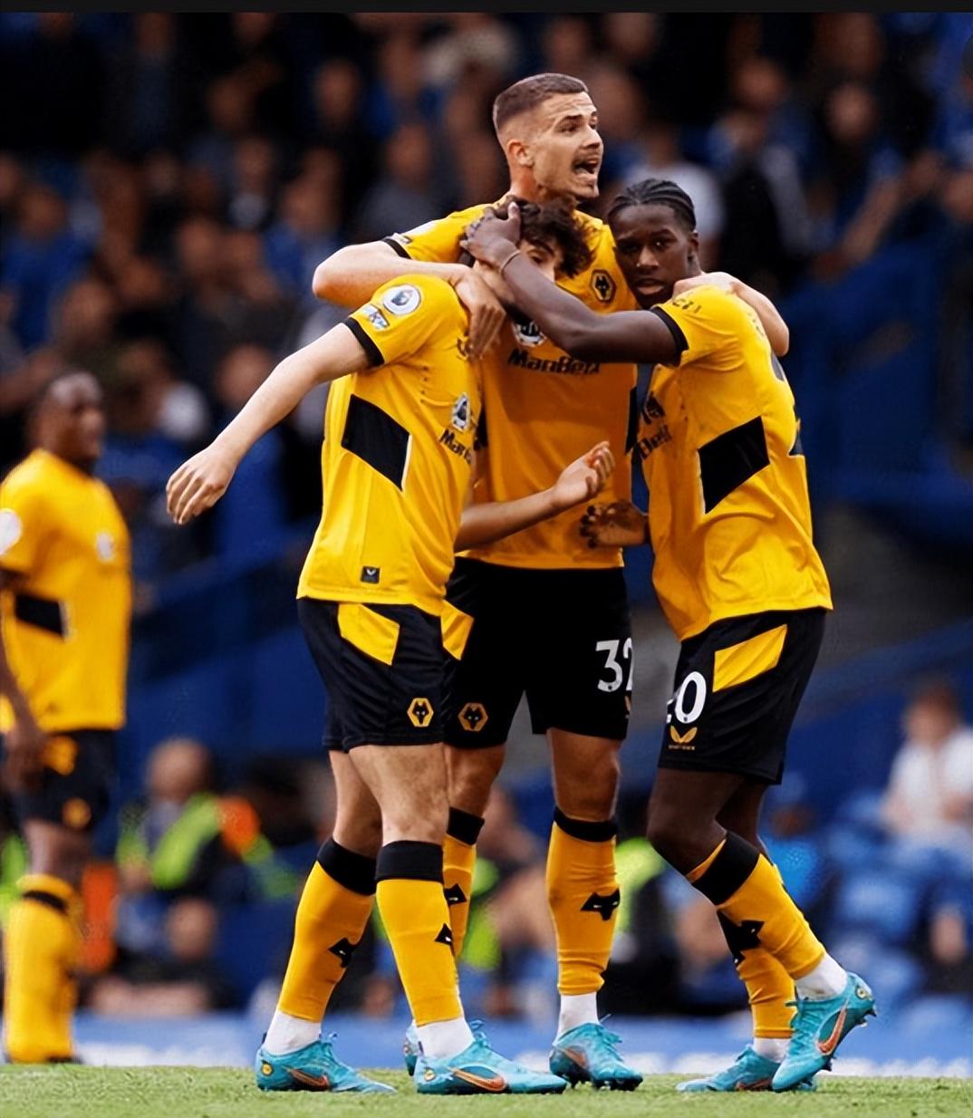 与空中争顶 与空中争顶